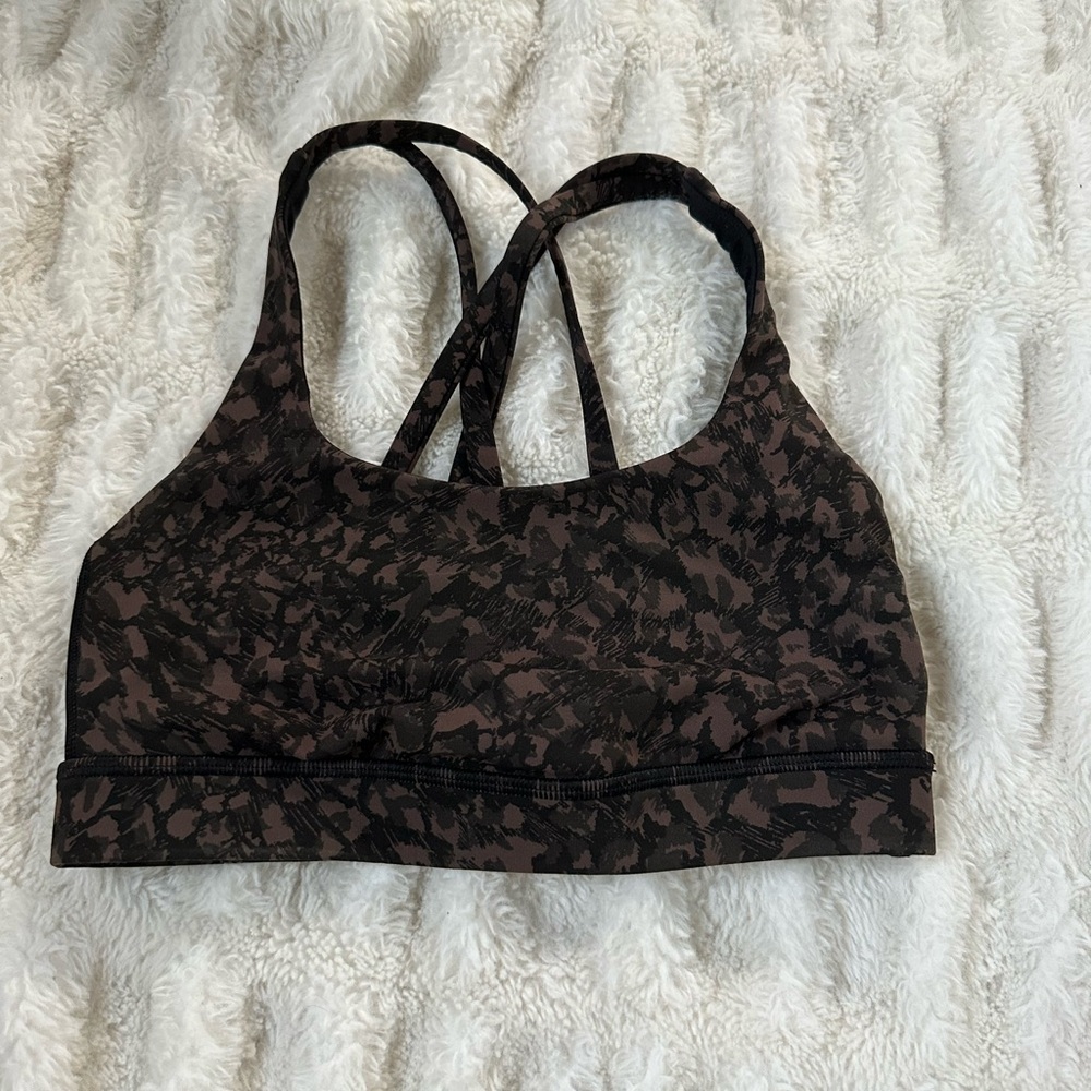 lululemon sports bra